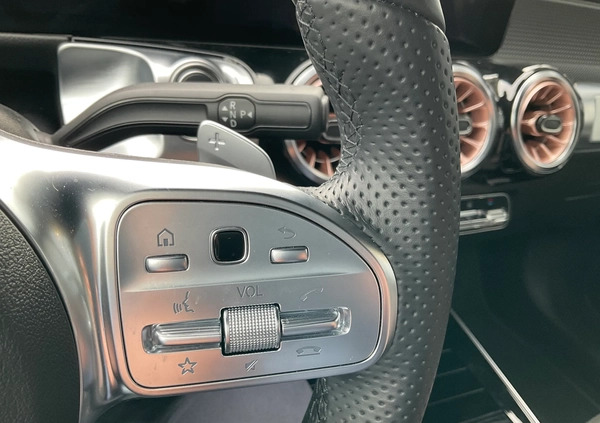 Mercedes-Benz EQB cena 276800 przebieg: 4920, rok produkcji 2023 z Wodzisław Śląski małe 529